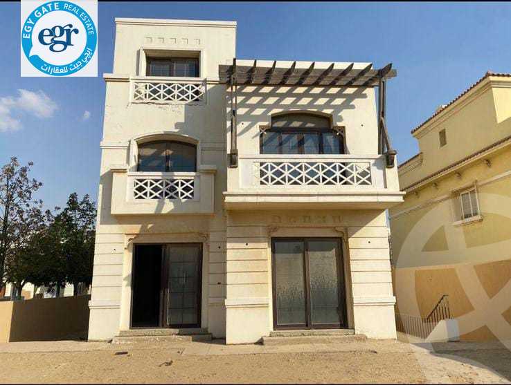 https://aqarmap.com.eg/ar/listing/4835769-for-sale-cairo-new-cairo-compounds-hyde-park-cluster-7-hyde-park