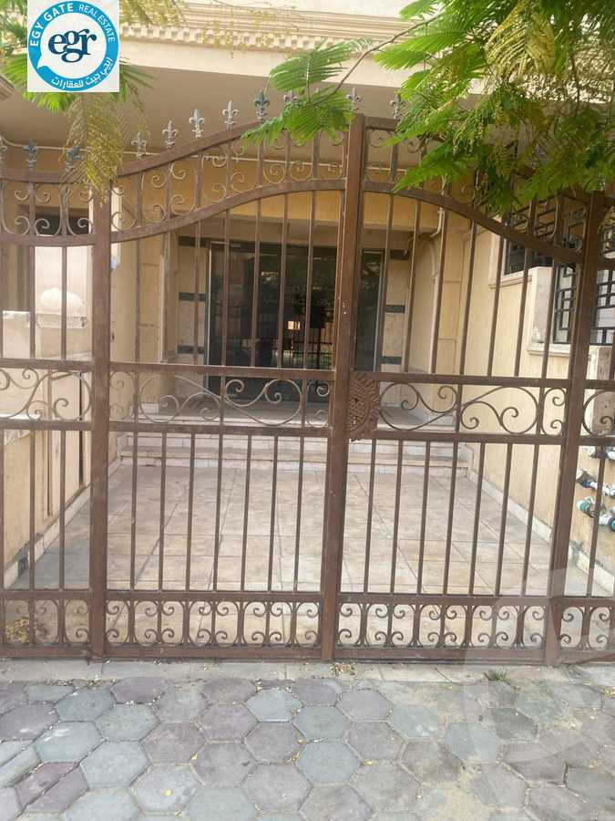 https://aqarmap.com.eg/en/listing/5227960-for-sale-cairo-el-shorouk-lhy-lthlth-shrq-neighbourhood-1