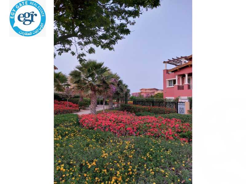https://aqarmap.com.eg/en/listing/5640621-for-sale-cairo-new-cairo-compounds-hyde-park-greens-hyde-park-compound