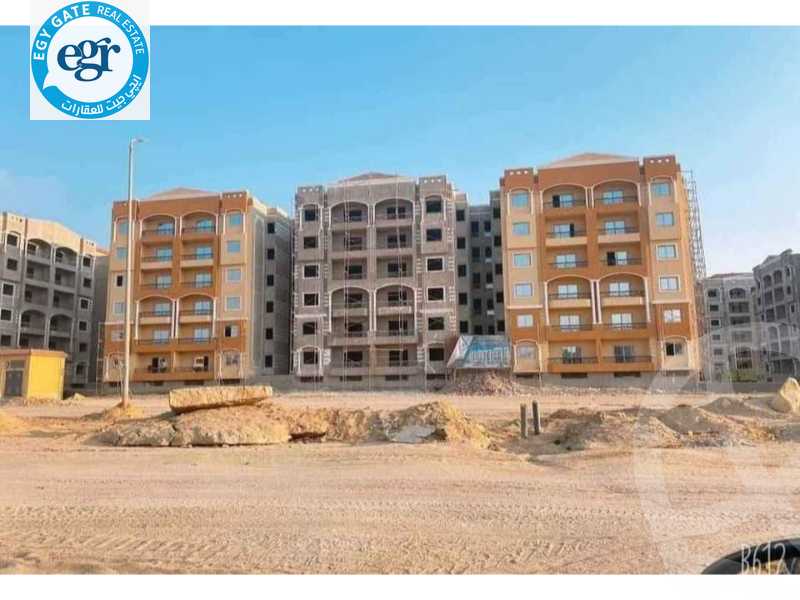 https://aqarmap.com.eg/en/listing/5651083-for-sale-cairo-new-cairo-compounds-loaloat-new-cairo