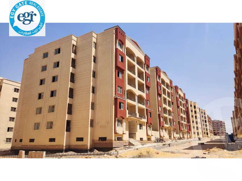 https://aqarmap.com.eg/en/listing/5651083-for-sale-cairo-new-cairo-compounds-loaloat-new-cairo