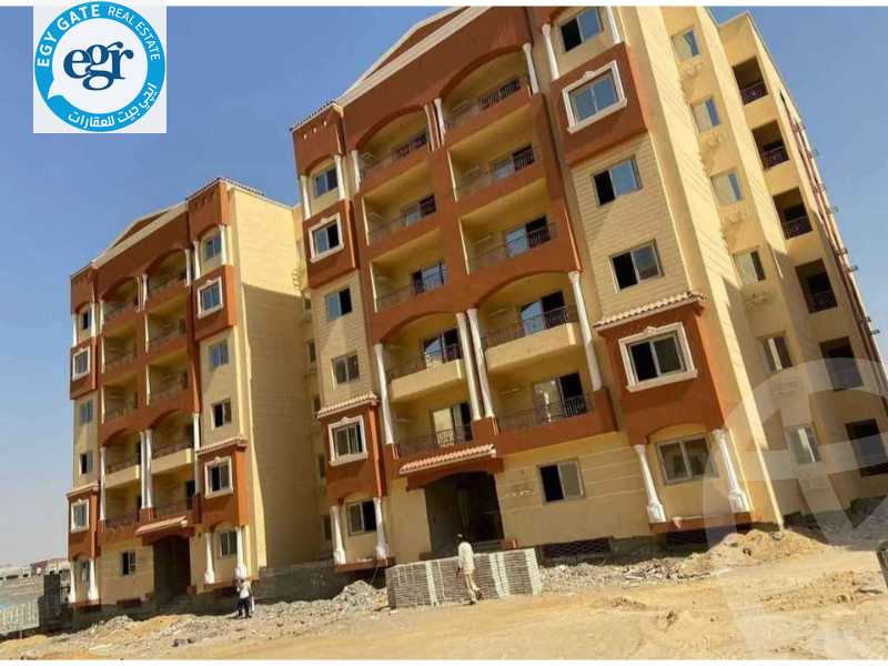 https://aqarmap.com.eg/en/listing/5651083-for-sale-cairo-new-cairo-compounds-loaloat-new-cairo