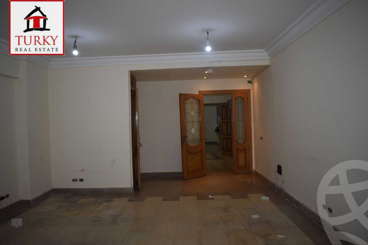 https://aqarmap.com.eg/en/listing/5596766-for-sale-alexandria-stanley-abd-el-aziz-fahmy-st