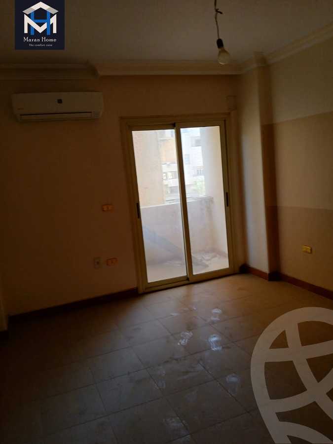 https://aqarmap.com.eg/en/listing/5259643-for-sale-cairo-6th-of-october-el-ahyaa-neighborhood-4th-school-st
