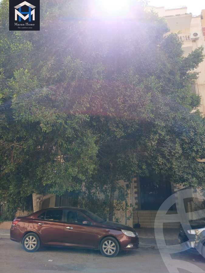 https://aqarmap.com.eg/en/listing/5259643-for-sale-cairo-6th-of-october-el-ahyaa-neighborhood-4th-school-st