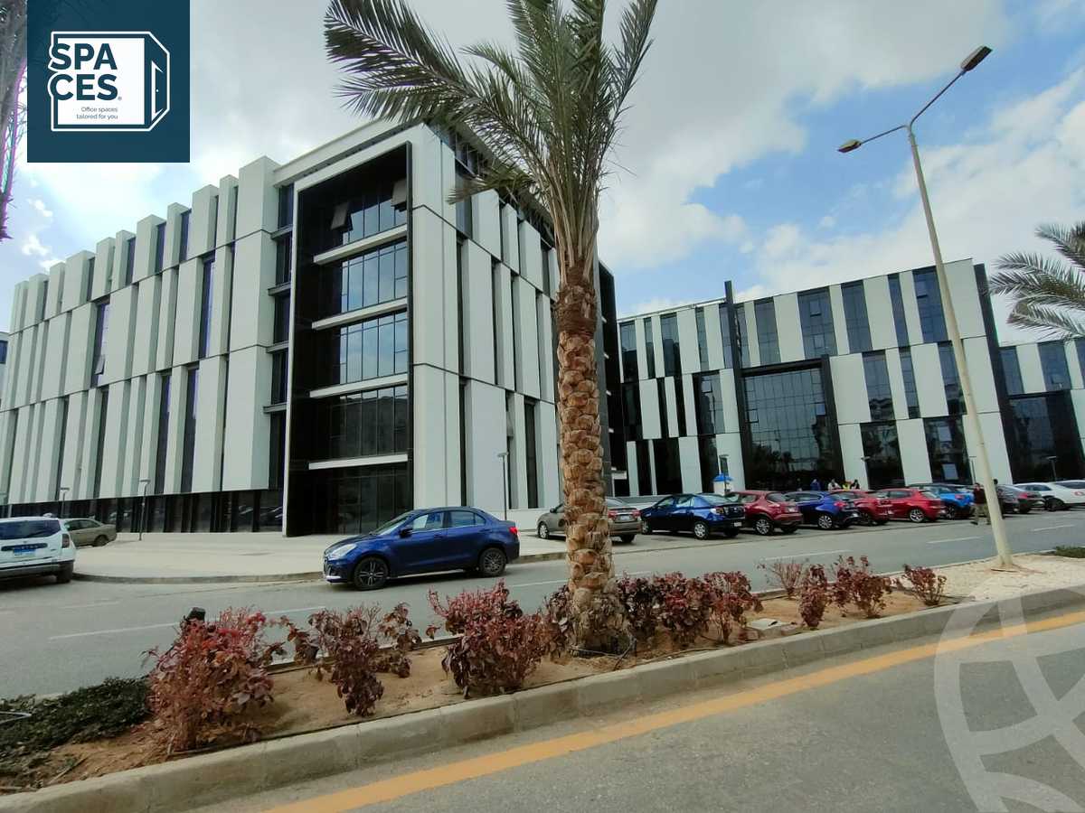 https://aqarmap.com.eg/ar/listing/6427305-for-rent-cairo-new-cairo-compounds-hyde-park-centre-ville-hyde-park