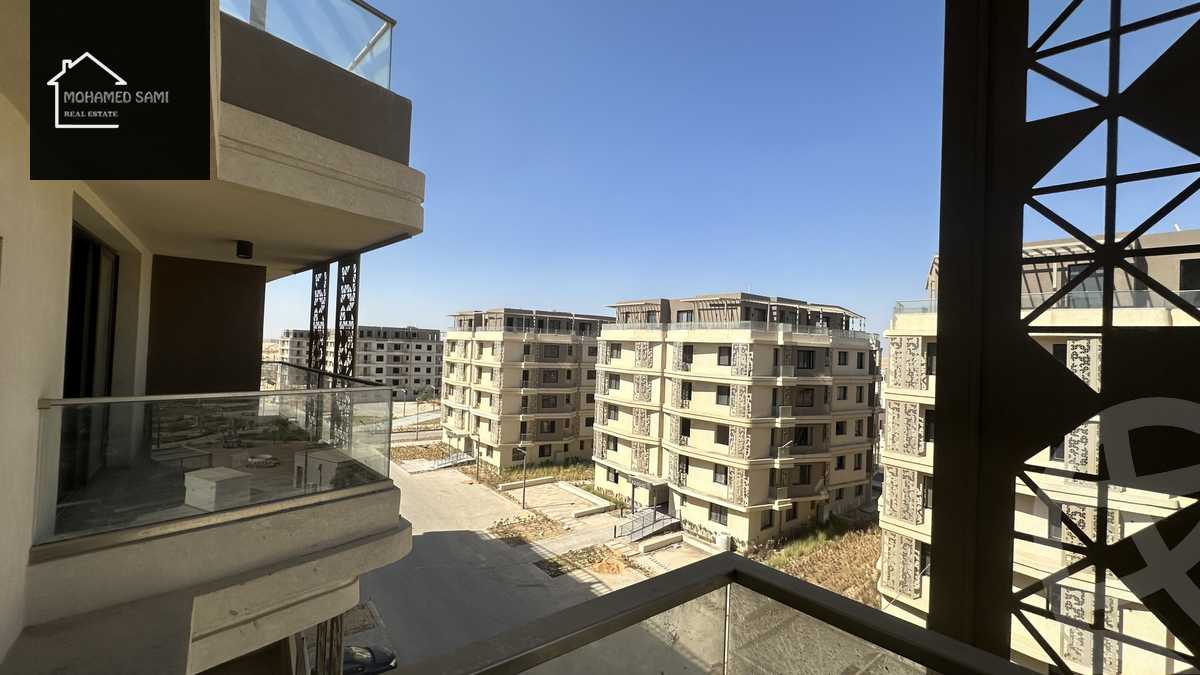 https://aqarmap.com.eg/ar/listing/5025859-for-sale-cairo-6th-of-october-hadaeq-october-kmbwnd-fy-hdyq-ktwbr-badya-compound-palm-hills