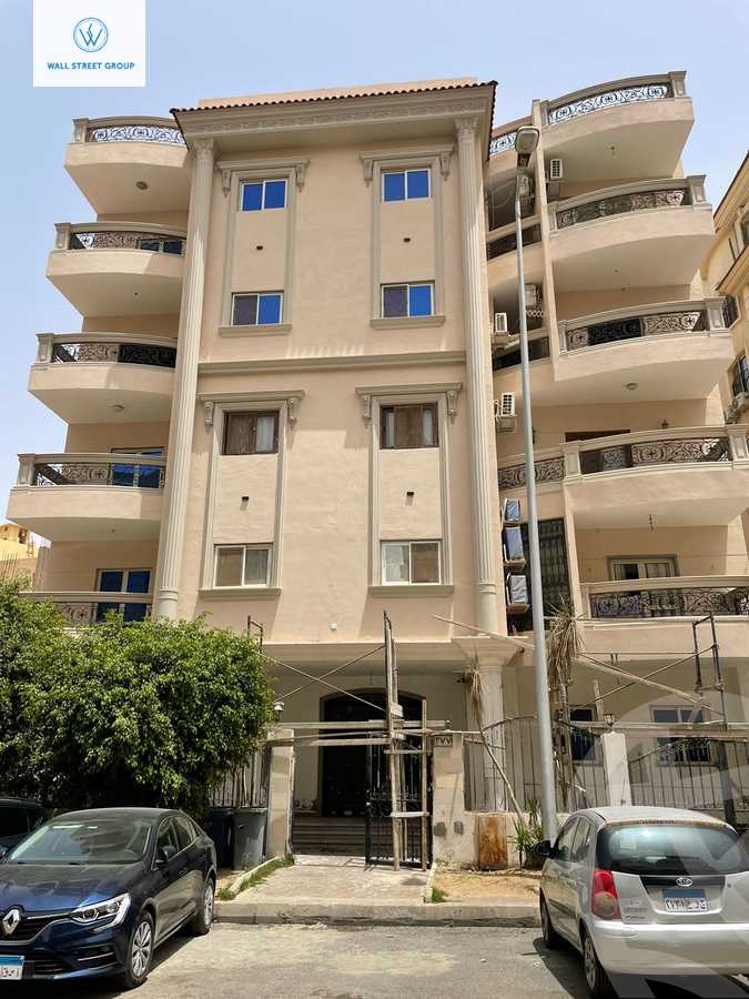 https://aqarmap.com.eg/en/listing/5400506-for-sale-cairo-new-cairo-el-banafsg