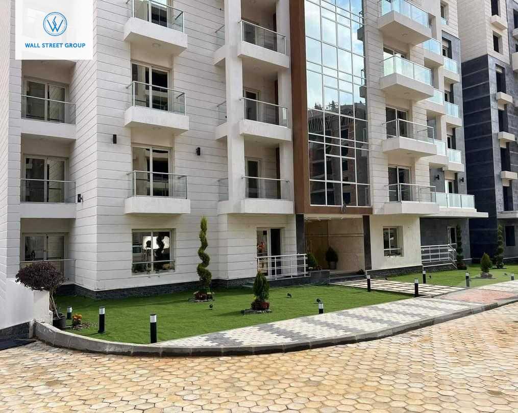 https://aqarmap.com.eg/en/listing/5010508-for-sale-cairo-new-administrative-capital-r7-oia