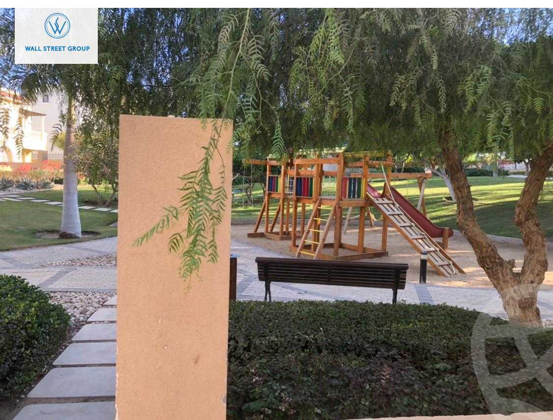 https://aqarmap.com.eg/ar/listing/5501734-for-sale-cairo-new-cairo-compounds-hyde-park-centre-ville-hyde-park