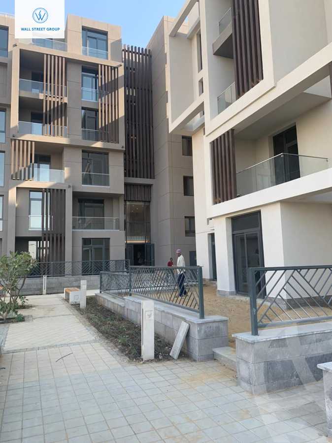 https://aqarmap.com.eg/en/listing/5401435-for-sale-cairo-new-cairo-compounds-eastown-eastown-parks