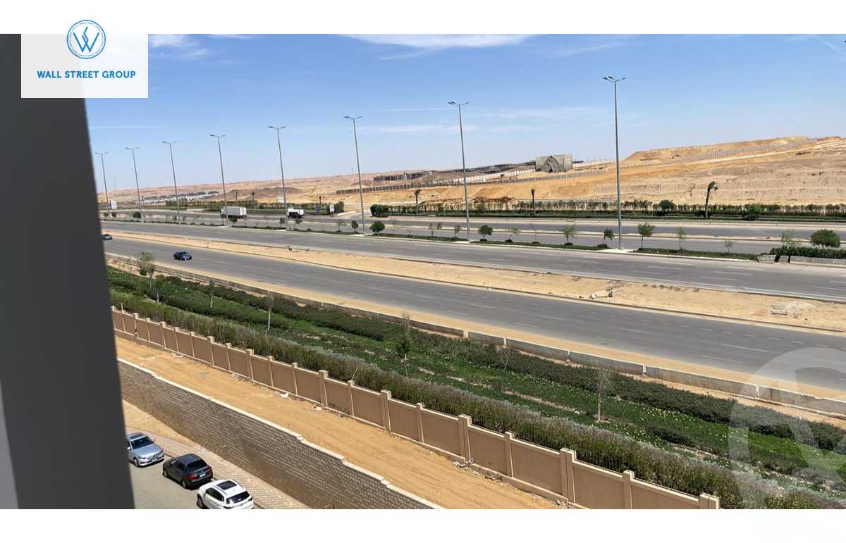 https://aqarmap.com.eg/ar/listing/5433244-for-sale-cairo-new-cairo-compounds-hyde-park-greens-hyde-park-compound