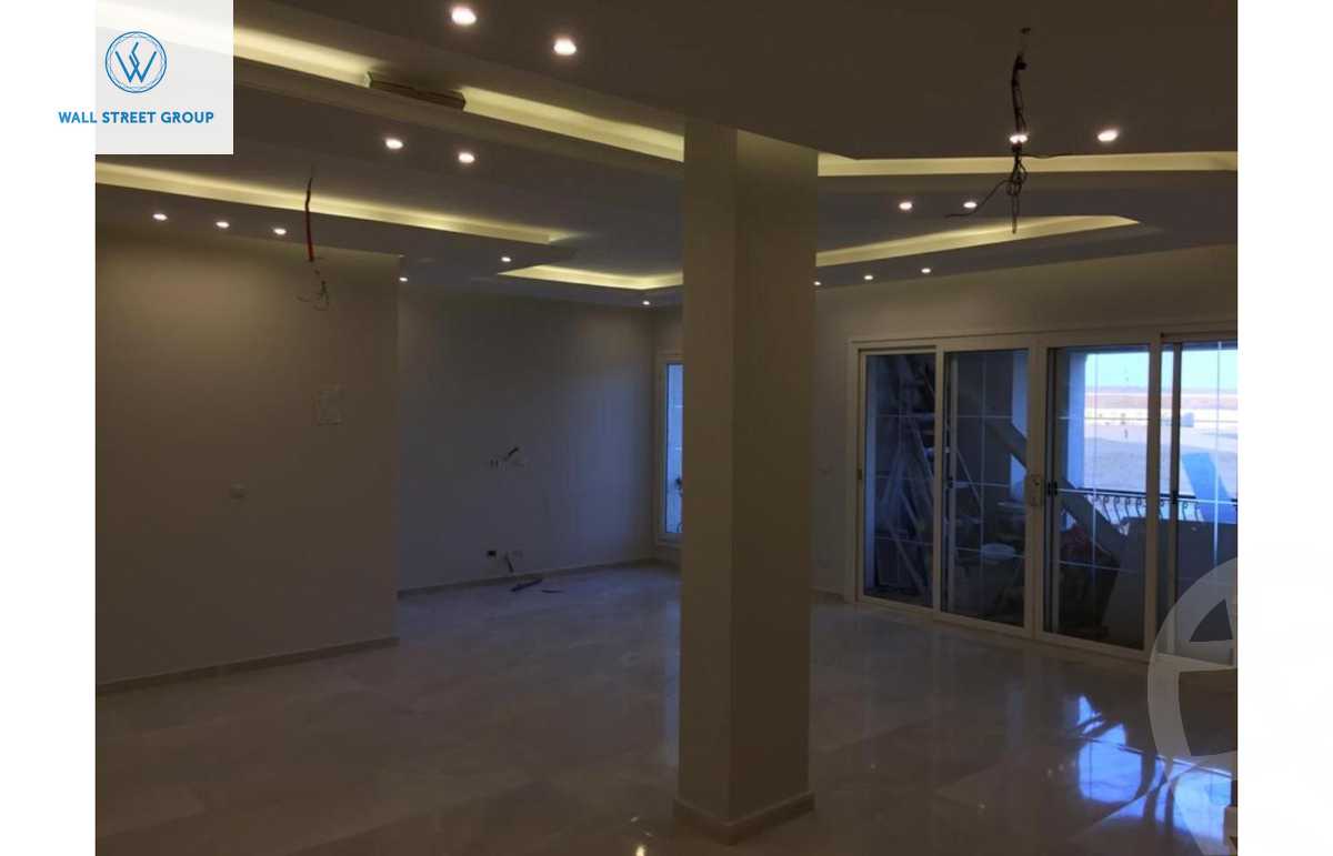 https://aqarmap.com.eg/ar/listing/5404987-for-sale-cairo-new-cairo-compounds-mountain-view-hyde-park