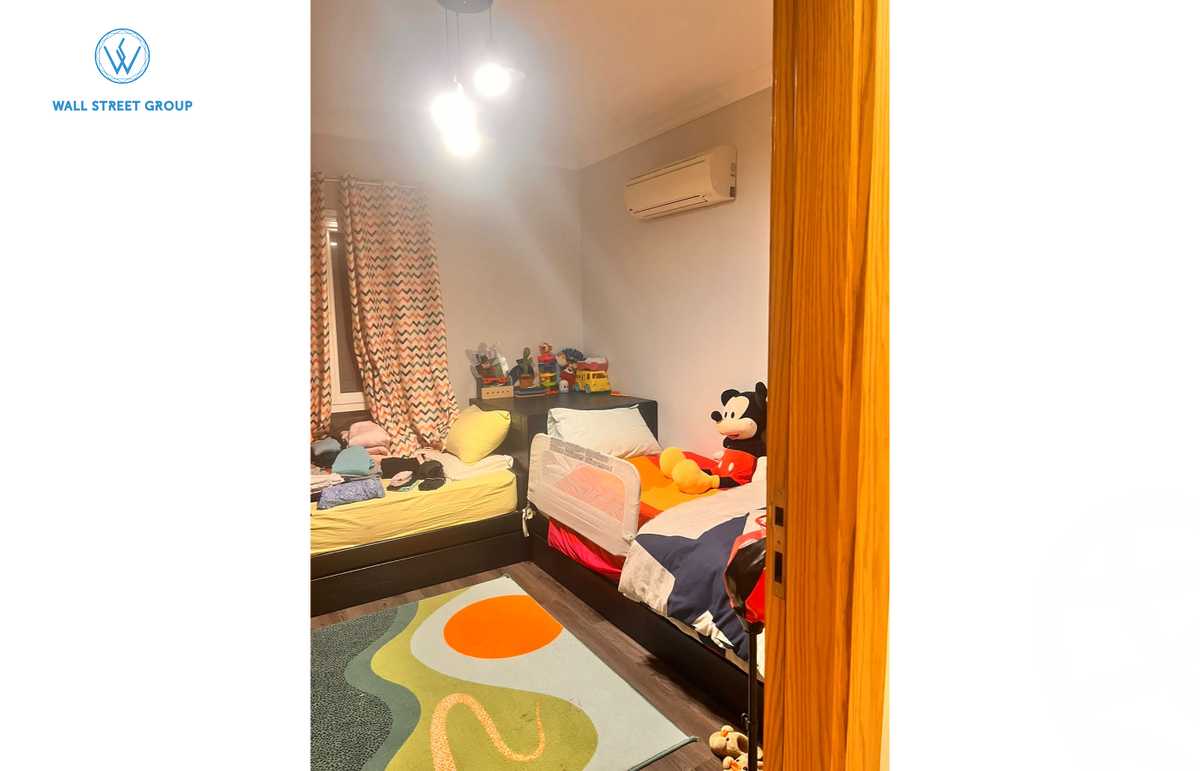 https://aqarmap.com.eg/ar/listing/5404987-for-sale-cairo-new-cairo-compounds-mountain-view-hyde-park