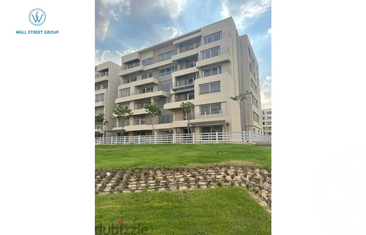 https://aqarmap.com.eg/en/listing/5406438-for-sale-cairo-new-cairo-compounds-blm-hylz-nyw-kyrw