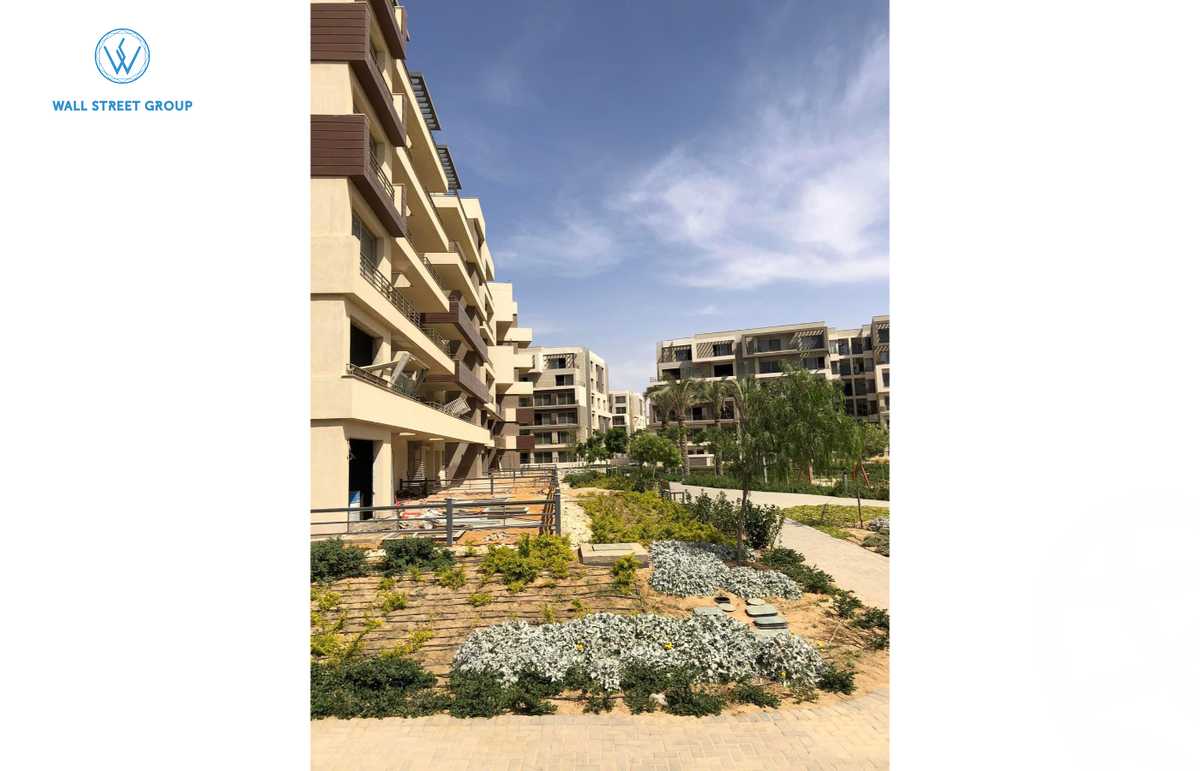 https://aqarmap.com.eg/en/listing/5406438-for-sale-cairo-new-cairo-compounds-blm-hylz-nyw-kyrw