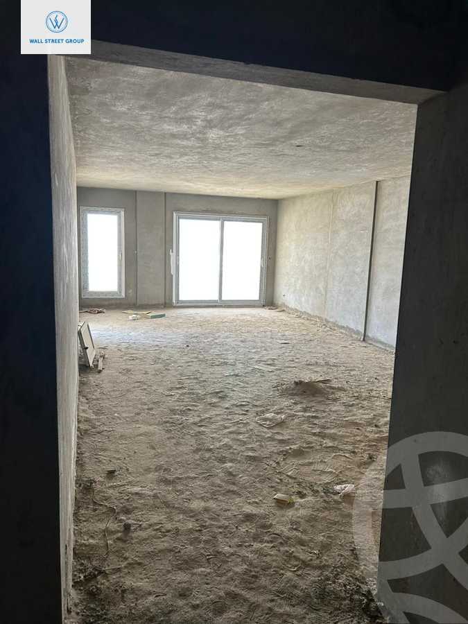 https://aqarmap.com.eg/en/listing/5280062-for-sale-cairo-new-cairo-compounds-hyde-park