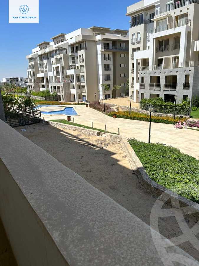 https://aqarmap.com.eg/en/listing/5280062-for-sale-cairo-new-cairo-compounds-hyde-park