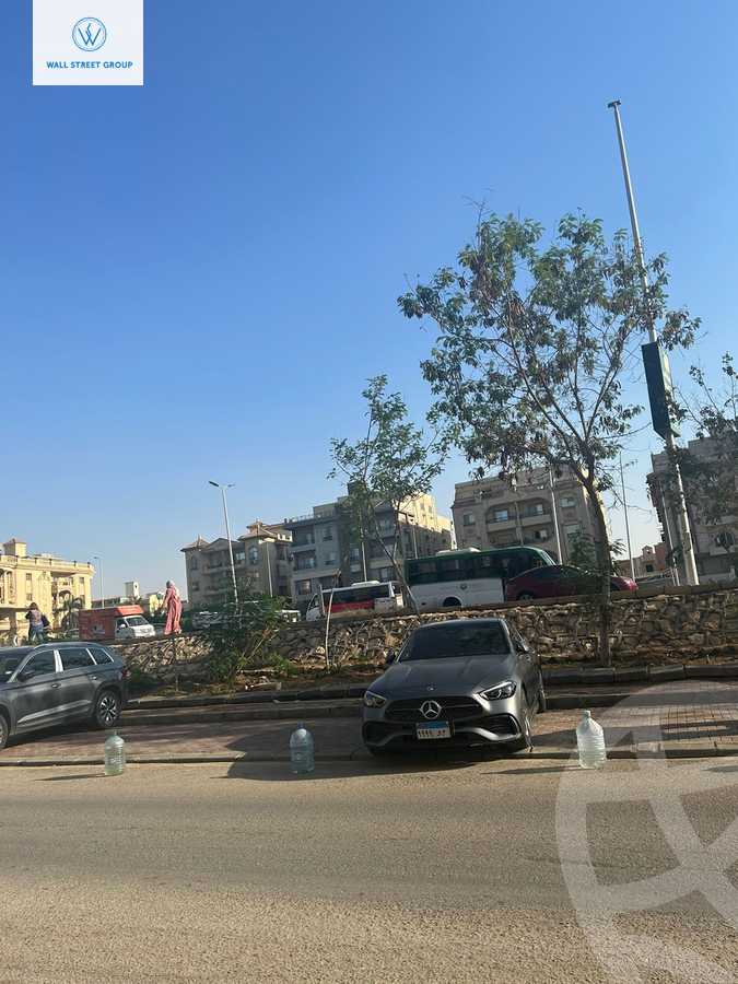 https://aqarmap.com.eg/en/listing/5410441-for-sale-cairo-new-cairo-compounds-arabila