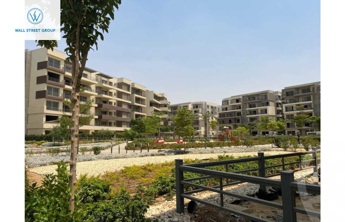 https://aqarmap.com.eg/en/listing/5279946-for-sale-cairo-new-cairo-compounds-blm-hylz-nyw-kyrw