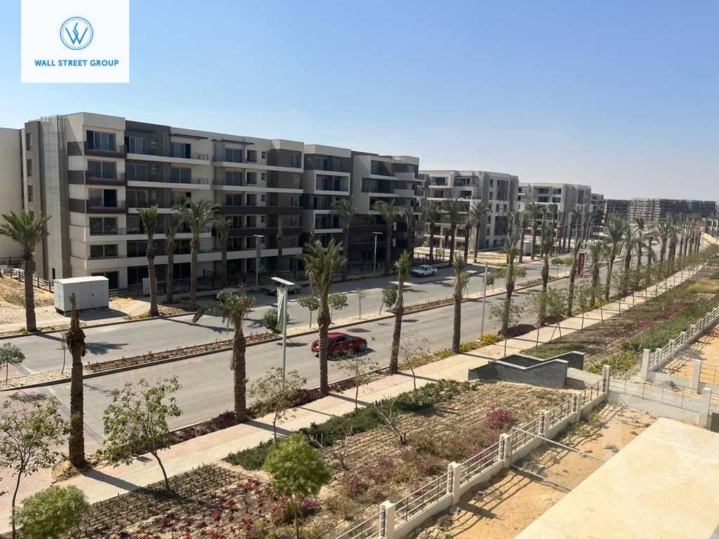 https://aqarmap.com.eg/en/listing/5304913-for-sale-cairo-new-cairo-compounds-blm-hylz-nyw-kyrw