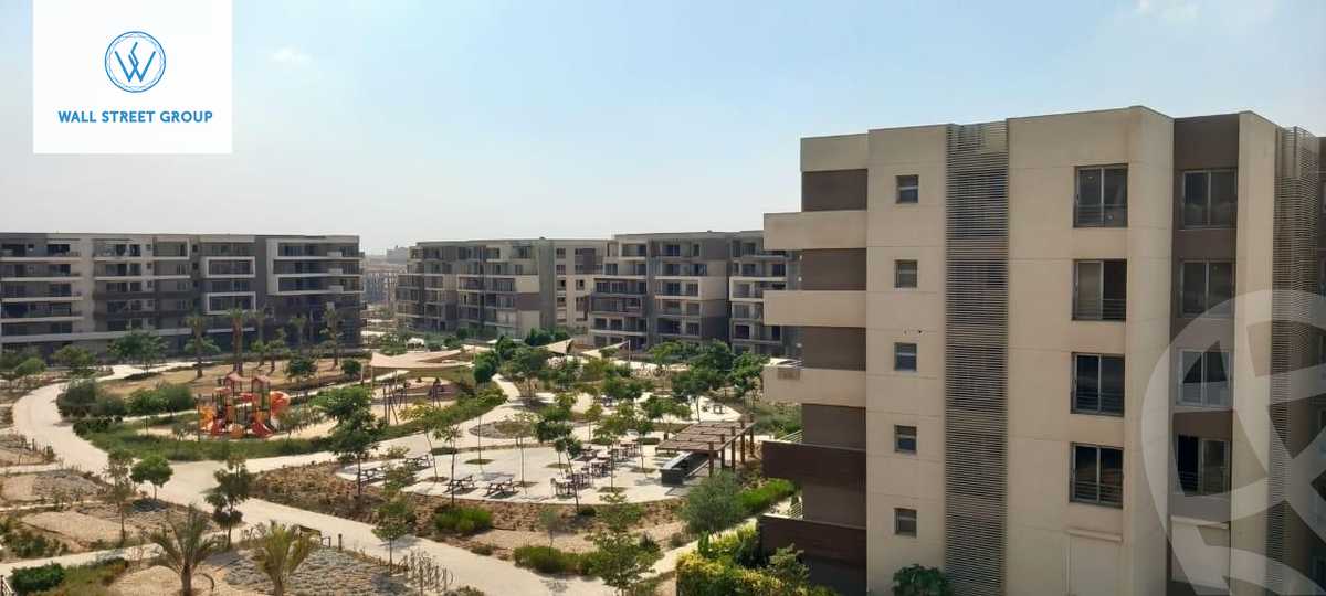 https://aqarmap.com.eg/en/listing/5707878-for-sale-cairo-new-cairo-compounds-blm-hylz-nyw-kyrw