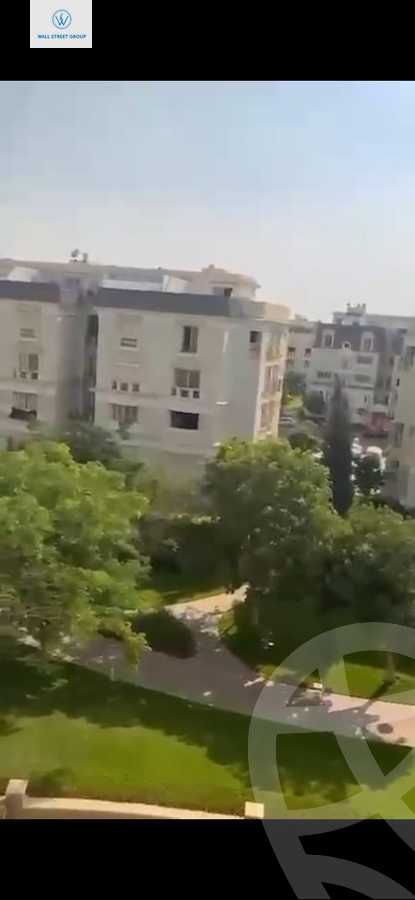 https://aqarmap.com.eg/en/listing/5340278-for-sale-cairo-new-cairo-compounds-mountain-view-hyde-park