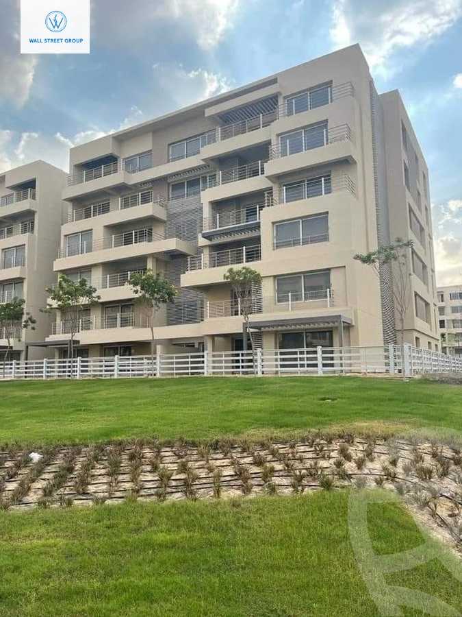https://aqarmap.com.eg/ar/listing/5400396-for-sale-cairo-new-cairo-compounds-blm-hylz-nyw-kyrw