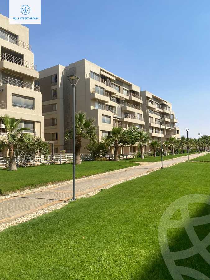https://aqarmap.com.eg/ar/listing/5400396-for-sale-cairo-new-cairo-compounds-blm-hylz-nyw-kyrw