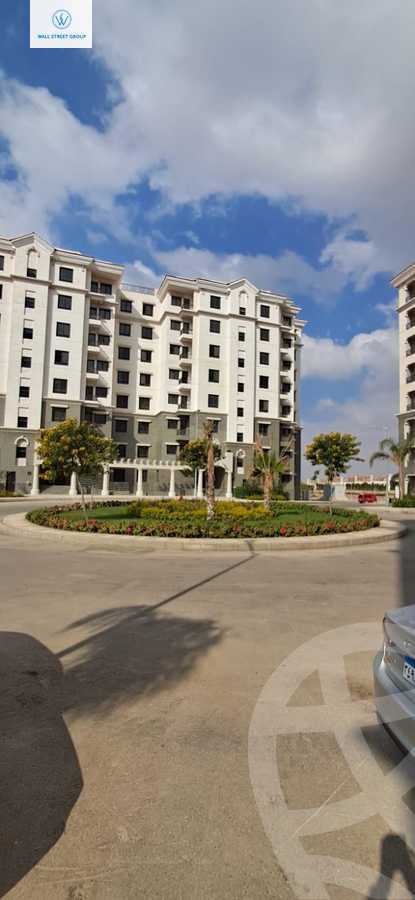 https://aqarmap.com.eg/en/listing/5740815-for-sale-cairo-new-administrative-capital-r7-celia-mntq-l-mrt-1