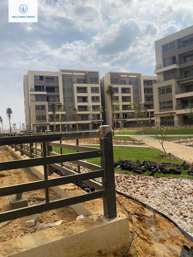 https://aqarmap.com.eg/en/listing/5439425-for-sale-cairo-new-cairo-compounds-blm-hylz-nyw-kyrw