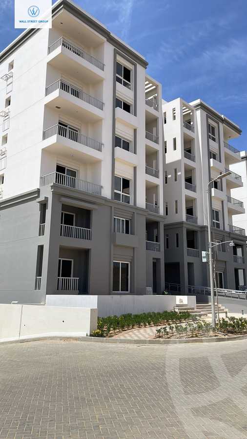 https://aqarmap.com.eg/en/listing/5446776-for-sale-cairo-new-cairo-compounds-hyde-park-centre-ville-hyde-park