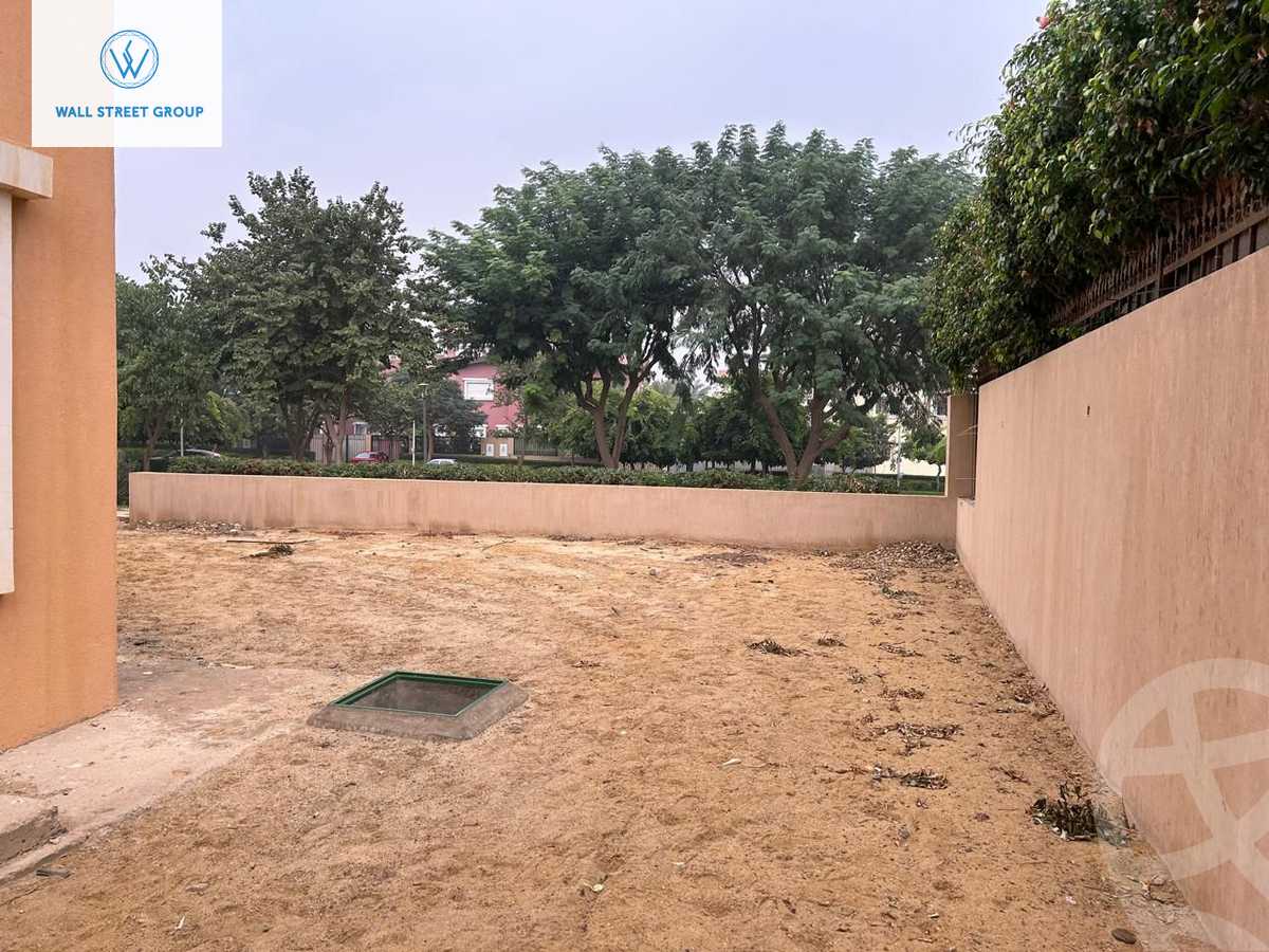 https://aqarmap.com.eg/en/listing/5752996-for-sale-cairo-new-cairo-compounds-hyde-park-centre-ville-hyde-park
