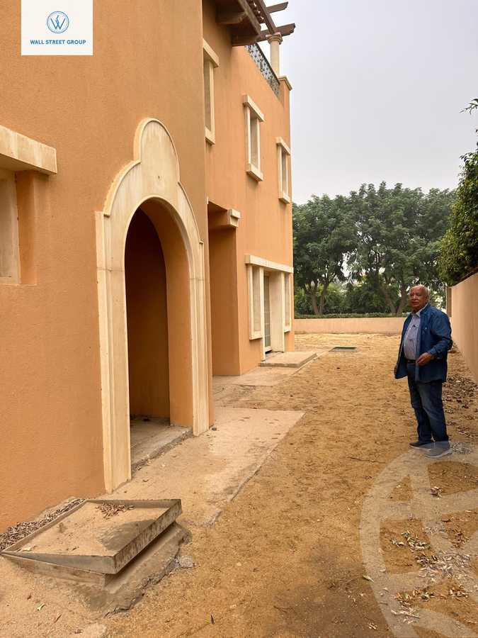 https://aqarmap.com.eg/en/listing/5752996-for-sale-cairo-new-cairo-compounds-hyde-park-centre-ville-hyde-park