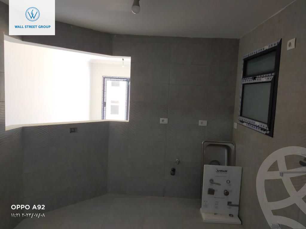 https://aqarmap.com.eg/en/listing/5539525-for-sale-cairo-new-administrative-capital-mntq-lmstthmryn-blw-fyrt