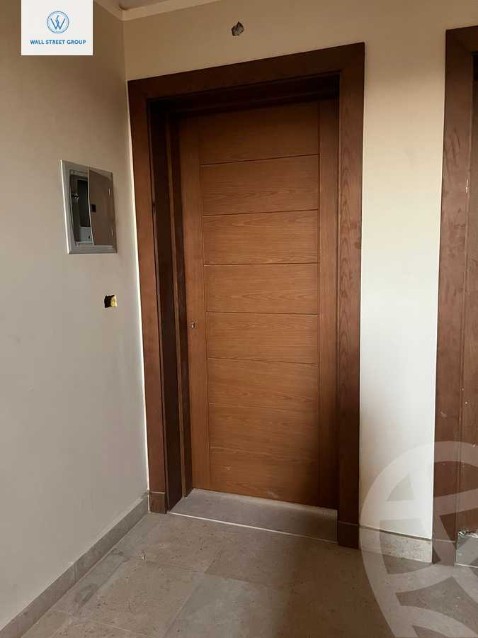 https://aqarmap.com.eg/en/listing/5586569-for-sale-cairo-new-cairo-compounds-hyde-park-centre-ville-hyde-park
