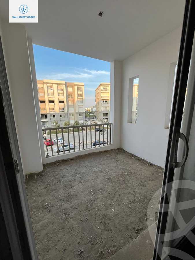 https://aqarmap.com.eg/en/listing/5586569-for-sale-cairo-new-cairo-compounds-hyde-park-centre-ville-hyde-park
