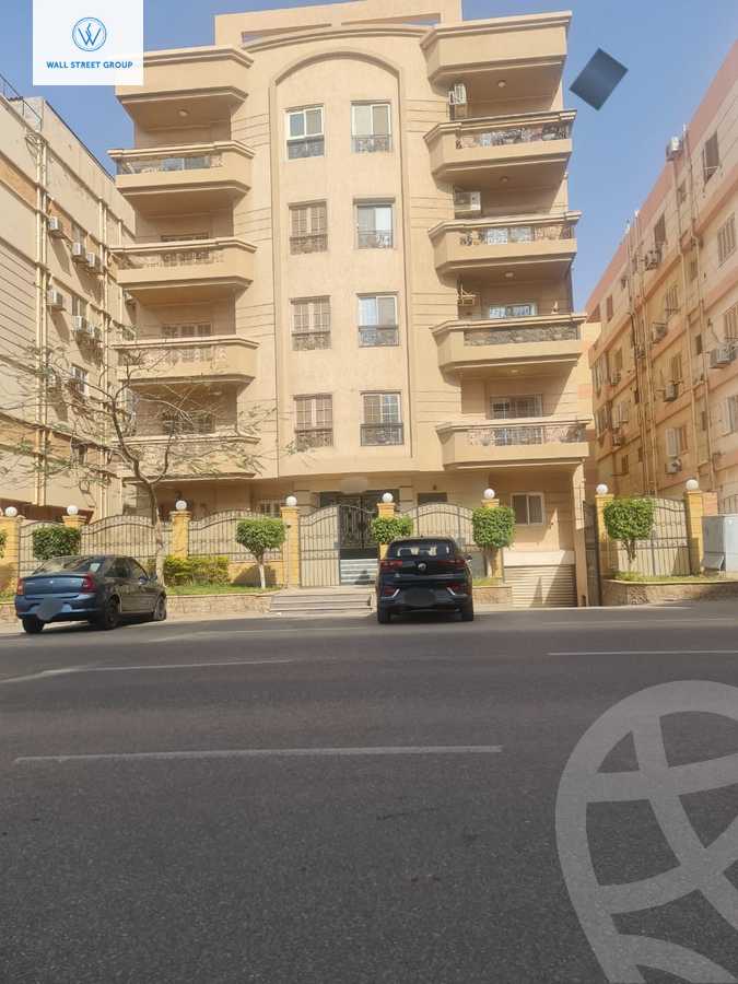 https://aqarmap.com.eg/en/listing/5587271-for-sale-cairo-new-cairo-el-banafsg-el-banafsag-omarat-al-gabri-st
