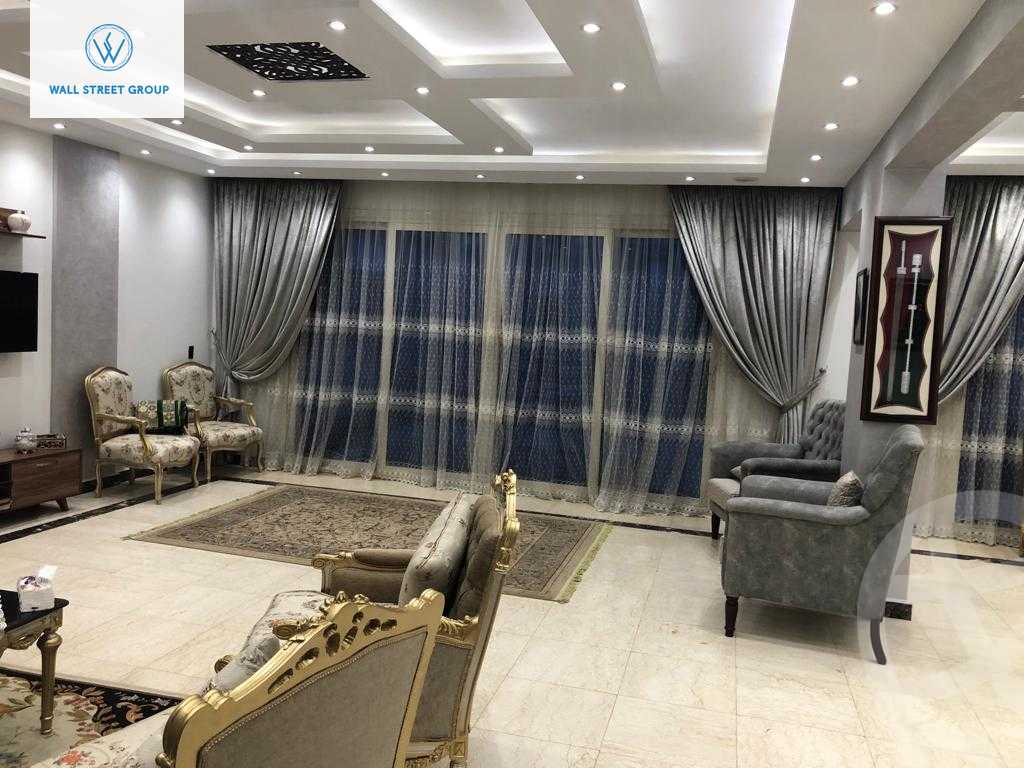 https://aqarmap.com.eg/en/listing/5661632-for-sale-cairo-new-cairo-compounds-el-koronfel-heights