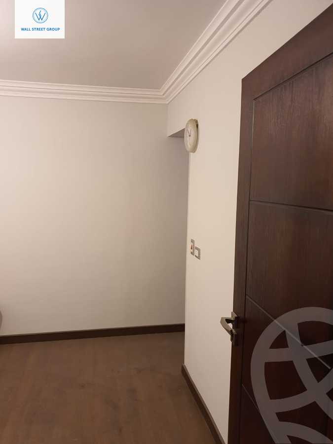 https://aqarmap.com.eg/en/listing/5723283-for-sale-cairo-mokattam-el-hadabah-el-wosta-compounds-palm-city