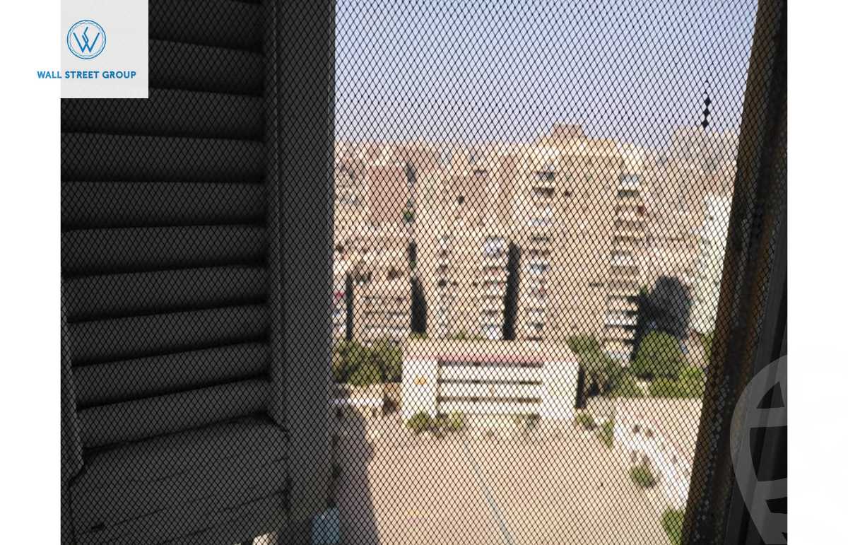 https://aqarmap.com.eg/en/listing/5737046-for-sale-cairo-heliopolis-gesr-elsuez-ibn-sender-square
