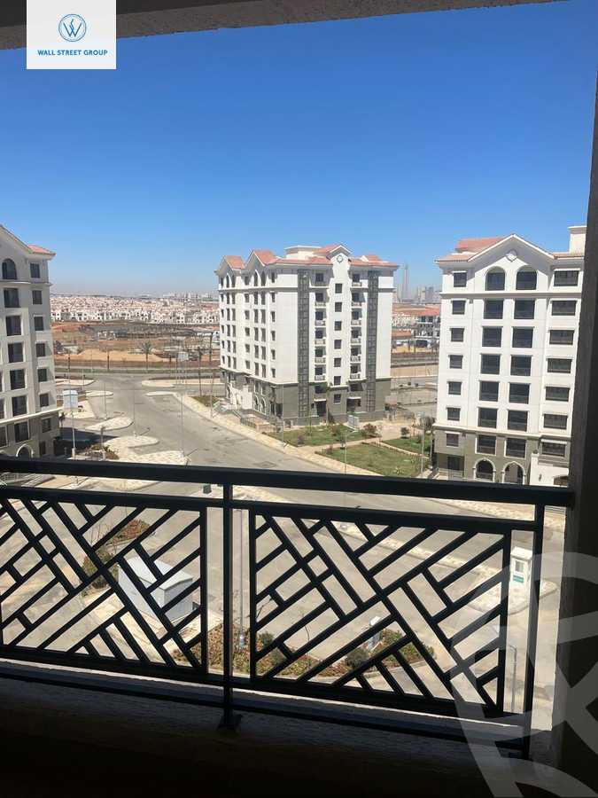 https://aqarmap.com.eg/en/listing/5740605-for-sale-cairo-new-administrative-capital-r7-celia-mntq-l-mrt-1