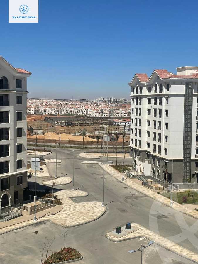 https://aqarmap.com.eg/en/listing/5740605-for-sale-cairo-new-administrative-capital-r7-celia-mntq-l-mrt-1