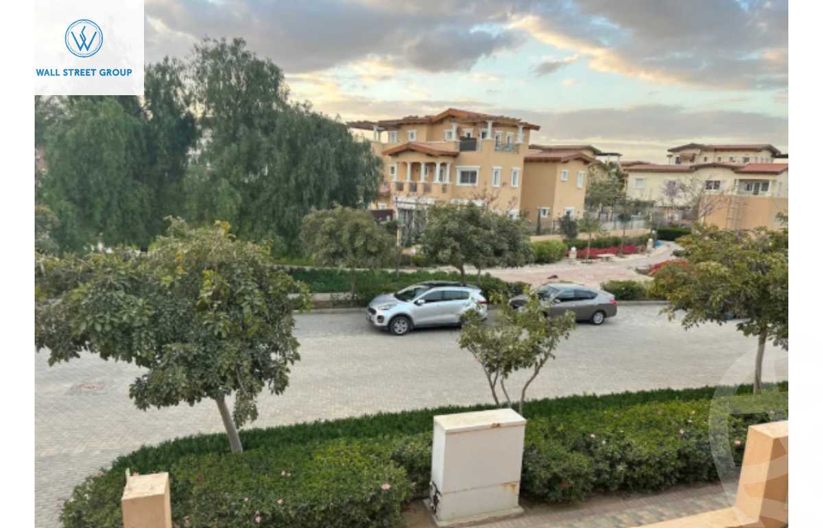 https://aqarmap.com.eg/en/listing/5753638-for-sale-cairo-new-cairo-compounds-hyde-park-centre-ville-hyde-park
