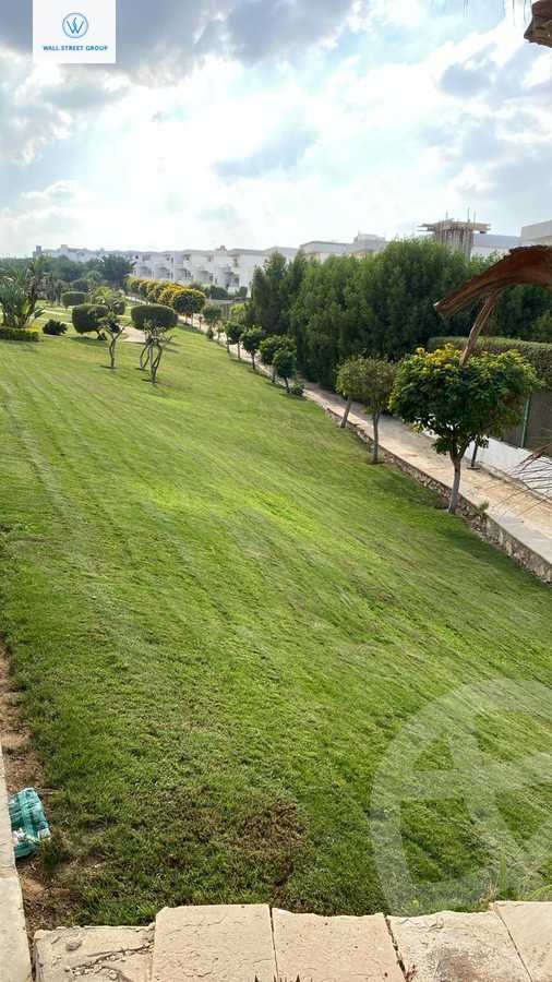 https://aqarmap.com.eg/en/listing/5661632-for-sale-cairo-new-cairo-compounds-el-koronfel-heights