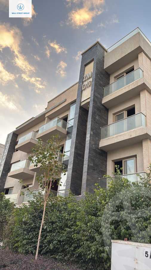 https://aqarmap.com.eg/ar/listing/5876821-for-sale-cairo-new-cairo-compounds-moon-valley