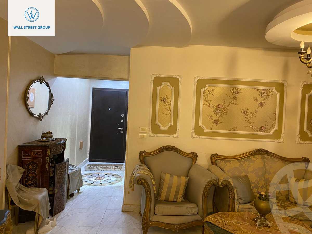 https://aqarmap.com.eg/en/listing/5906859-for-sale-cairo-new-cairo-compounds-el-ashrafia