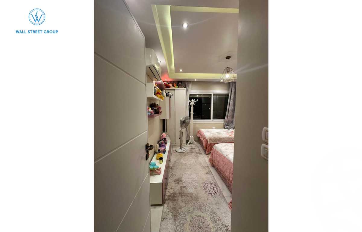 https://aqarmap.com.eg/ar/listing/5934429-for-sale-cairo-new-cairo-compounds-hyde-park-park-corner-hyde-park