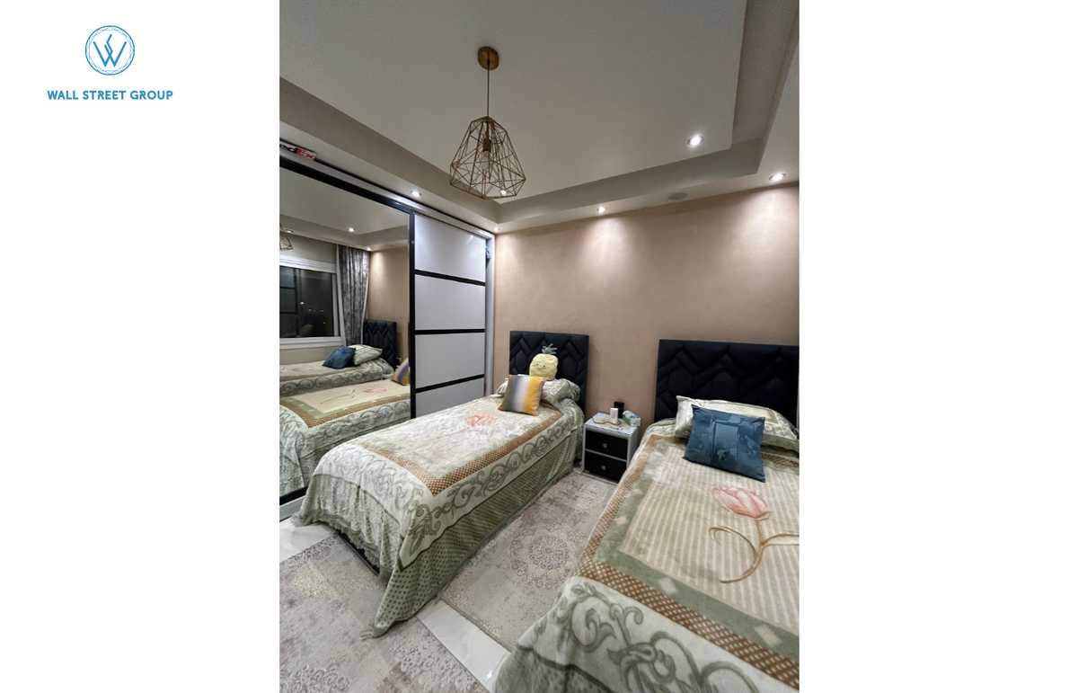 https://aqarmap.com.eg/ar/listing/5934429-for-sale-cairo-new-cairo-compounds-hyde-park-park-corner-hyde-park