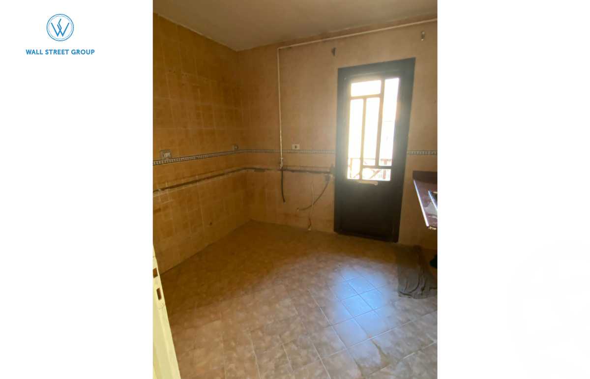 https://aqarmap.com.eg/en/listing/5943903-for-sale-cairo-new-cairo-lrhb-city